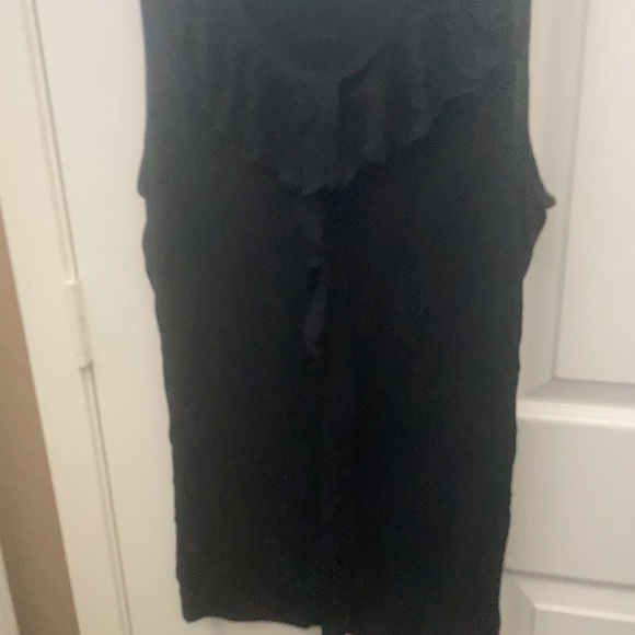 FINAL MARKDOWN Mossimo ruffled front top xxl - Picture 2 of 5